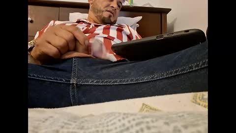 enri1212 online show from 09/25/25, 07:17