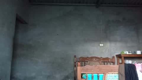 enri60793737 online show from 10/12/25, 12:04