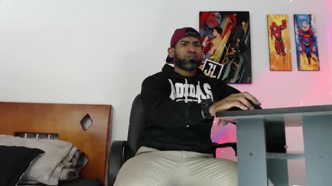 enriblack92 online show from 12/30/24, 12:22