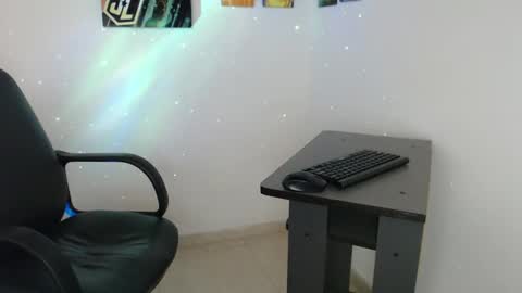 enriblack92 online show from 12/31/24, 06:27