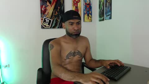 enriblack92 online show from 01/02/25, 07:18