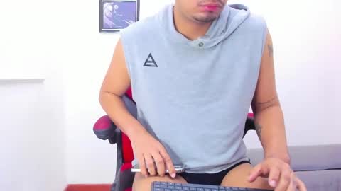 enrique online show from 03/01/25, 12:34