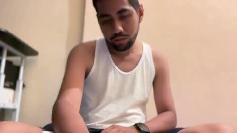 Enriquegc197 online show from 01/11/25, 02:04