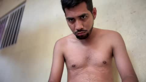 Enriquegc197 online show from 02/02/25, 07:04