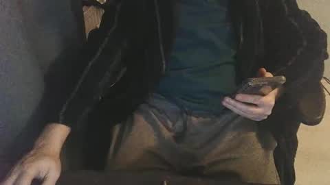 Snapshot of enriquexxx21xxx chatting on 02/15/26, 06:26 enriquexxx21xxx online show from 02/15/26, 06:26