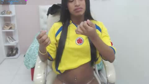 Enyenlina online show from 09/26/25, 12:42