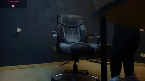 EnzoRace online show from 11/05/25, 06:13