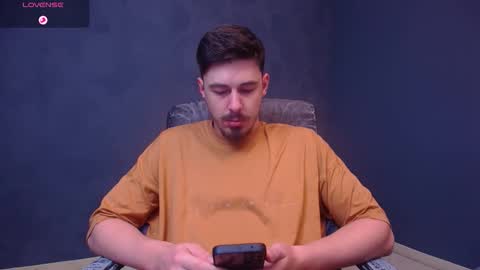 EnzoRace online show from 12/23/25, 06:11