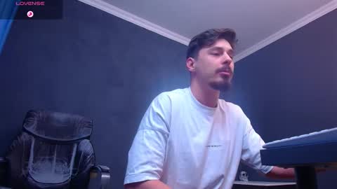 EnzoRace online show from 01/15/26, 06:18