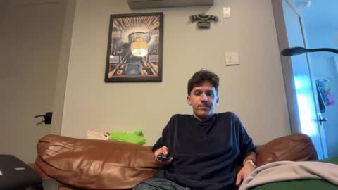 Snapshot of enzyme_ chatting on 10/27/25, 07:07 enzyme_ online show from 10/27/25, 07:07