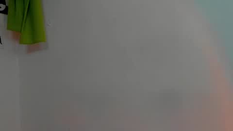 Snapshot of ephemeral_hot chatting on 12/07/24, 12:52 Leyla online show from 12/07/24, 12:52