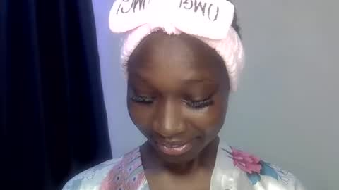 Snapshot of ephy03 chatting on 09/10/25, 07:19 ephy03 online show from 09/10/25, 07:19