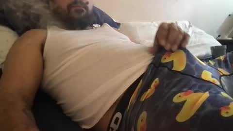 Snapshot of epicnutsz chatting on 02/13/25, 04:28 epicstrokesz online show from 02/13/25, 04:28