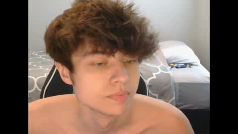 eprahsdahc online show from 04/03/26, 01:42