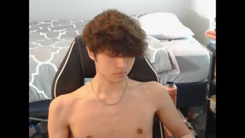 eprahsdahc online show from 04/22/26, 01:45