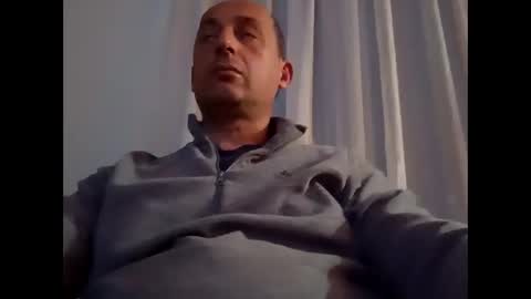 epu17 online show from 10/19/25, 06:19