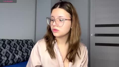 Snapshot of erapody chatting on 02/25/26, 06:23 Venice online show from 02/25/26, 06:23