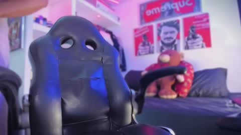 Tht BOSS Eren online show from 02/14/26, 04:42