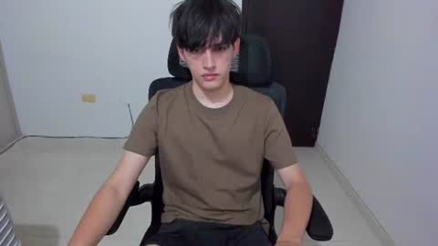 eren_tatakae online show from 06/15/26, 03:09