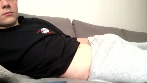 eric123754216 online show from 05/10/26, 12:32