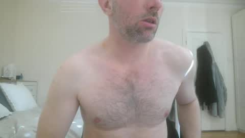 eric334418 online show from 03/05/25, 12:44