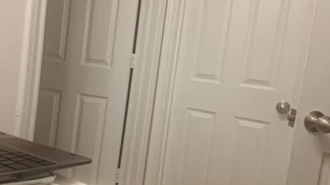 eric4698523103 online show from 04/20/26, 03:42