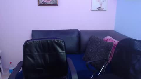 Eric and Alisson online show from 10/10/25, 03:33