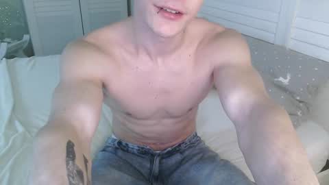 Eric Crush online show from 01/18/25, 04:04