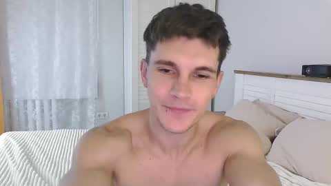 Eric Crush online show from 09/17/25, 04:14