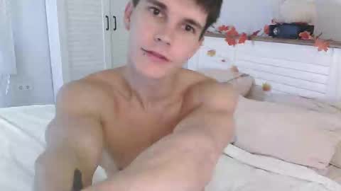 Eric Crush online show from 10/07/25, 04:09