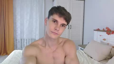 Eric Crush online show from 10/15/25, 04:01