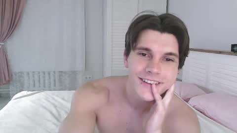 Eric Crush online show from 02/10/26, 04:16