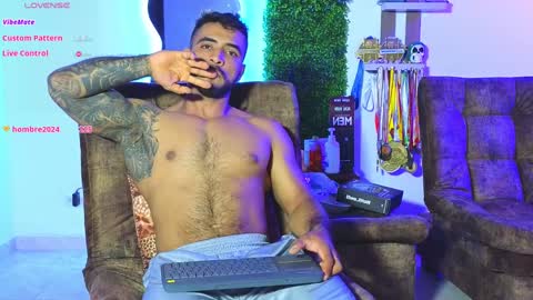 Brayan online show from 12/31/24, 01:47