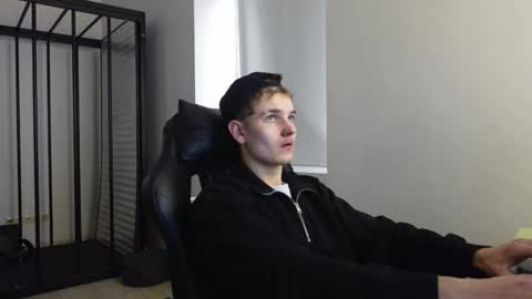    online show from 10/30/25, 09:22