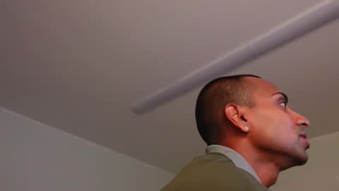    online show from 11/23/25, 07:35