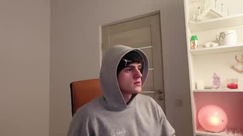    online show from 11/26/25, 02:18