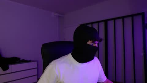    online show from 11/27/25, 03:14