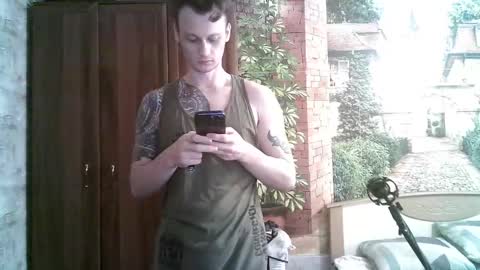 Eric online show from 09/10/25, 06:24