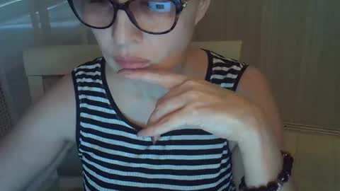erica_lynn online show from 04/15/26, 01:18