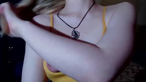 Erica online show from 09/24/25, 04:54