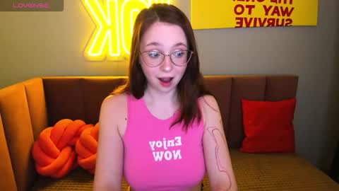 Erica 3 online show from 01/17/26, 01:32