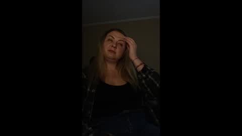 Erica online show from 06/11/26, 04:05