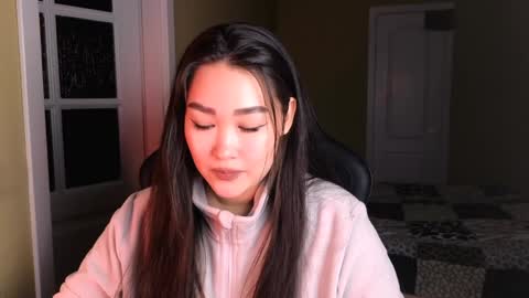 Erica Wayne online show from 01/07/25, 02:41