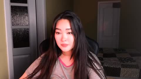 Erica Wayne online show from 01/29/25, 04:19