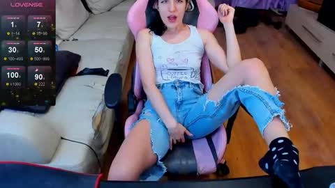 Erika online show from 02/11/26, 03:00