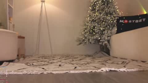 Snapshot of ericamiracle15 chatting on 12/13/24, 12:50 Call me Erica online show from 12/13/24, 12:50