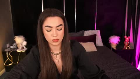 Erica online show from 06/23/26, 06:55