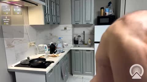 Snapshot of ericeric507 chatting on 03/05/25, 07:27 Nick online show from 03/05/25, 07:27