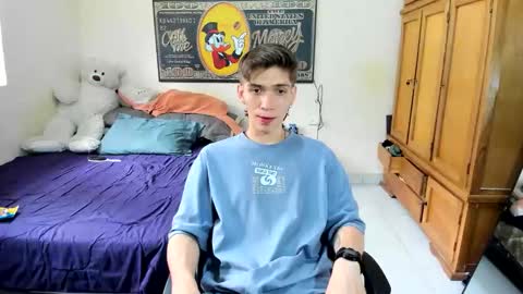 erick_de_rossee online show from 04/08/26, 07:03