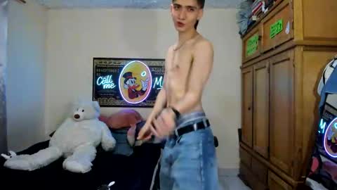 erick_de_rossee online show from 04/15/26, 07:58